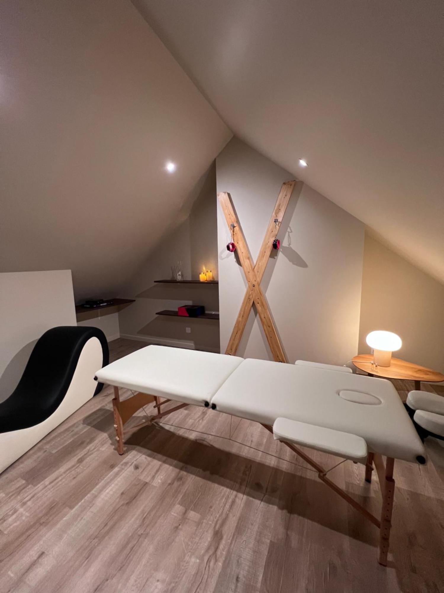 Eden Room - Luxe, Balneo & Sauna Le Mans Eksteriør bilde